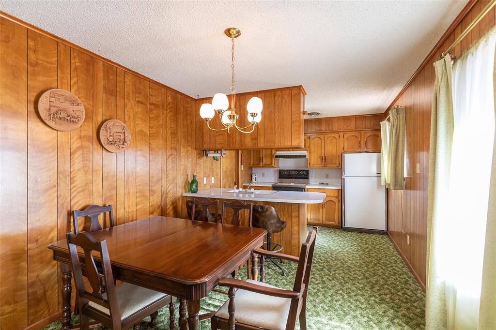 110 Cherry Property Photo 6