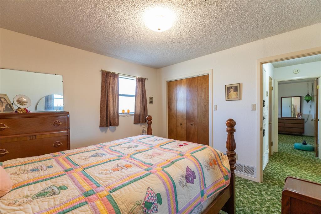 110 Cherry Property Photo 15