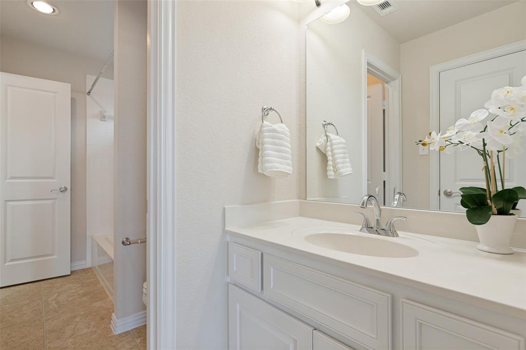 2160 Nocona Drive Property Photo 26