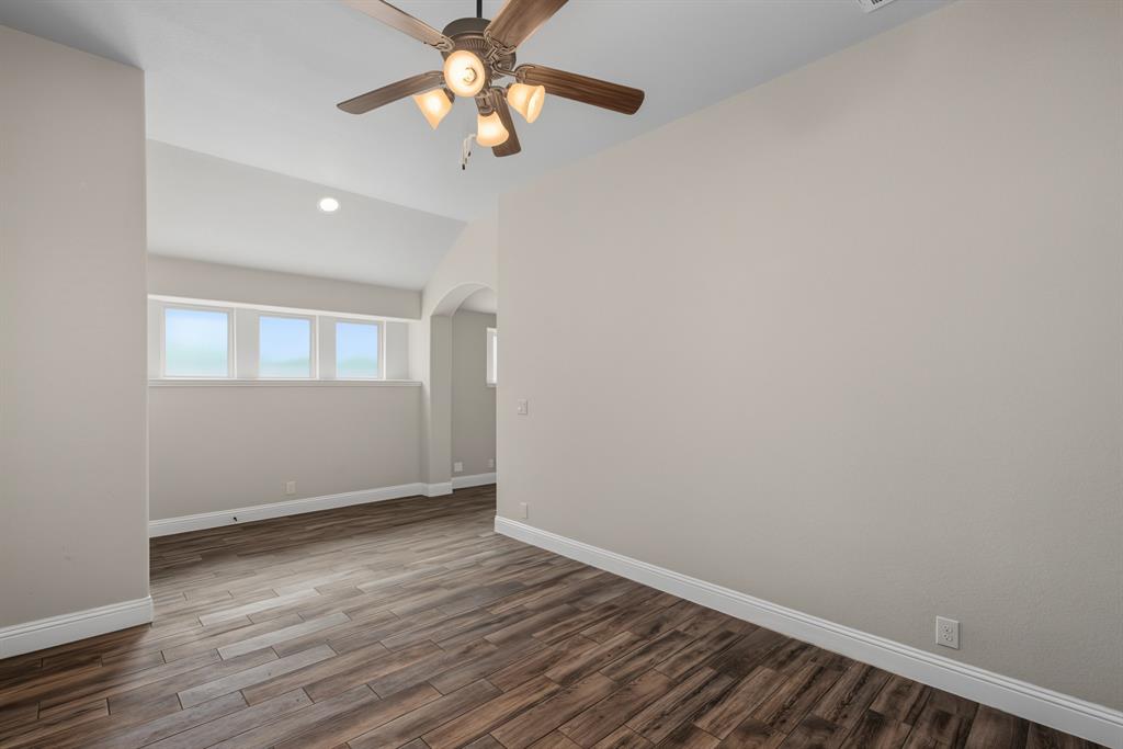 813 Andrews Court Property Photo 13