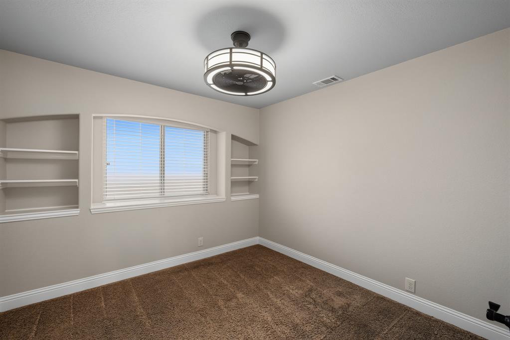 813 Andrews Court Property Photo 14