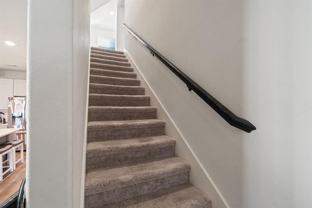7175 Rolling Waters Way Property Photo 18