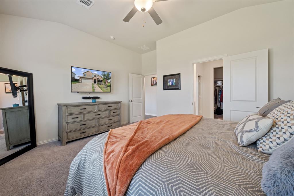 7175 Rolling Waters Way Property Photo 21