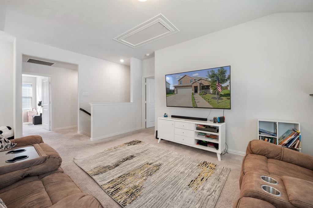 7175 Rolling Waters Way Property Photo 26