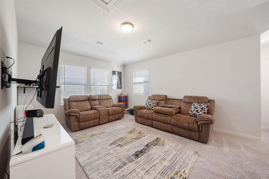 7175 Rolling Waters Way Property Photo 27