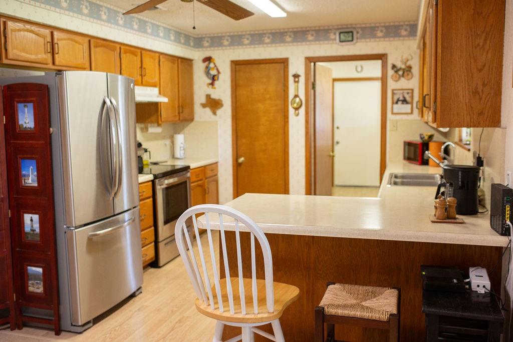 1021 Avenue B Property Photo 14