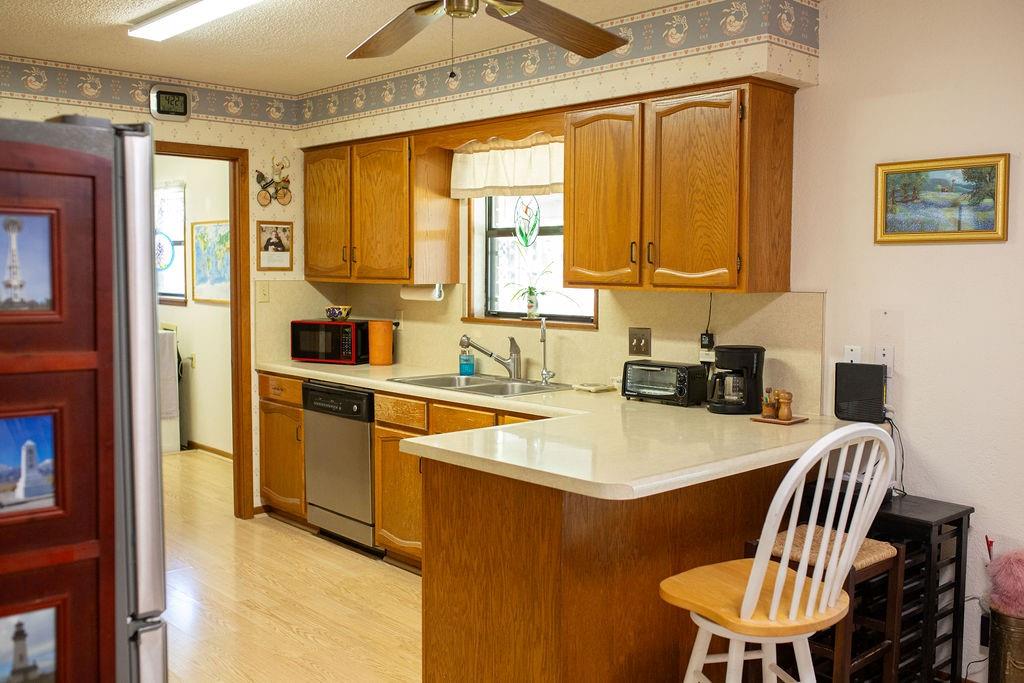 1021 Avenue B Property Photo 15