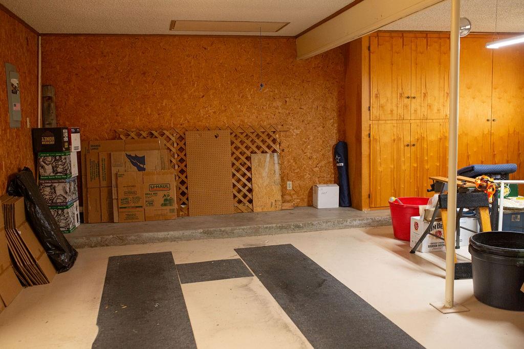 1021 Avenue B Property Photo 34