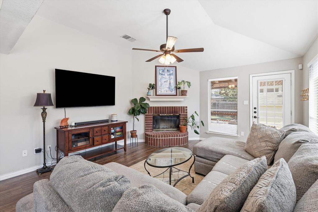4037 Staghorn Circle Property Photo 6