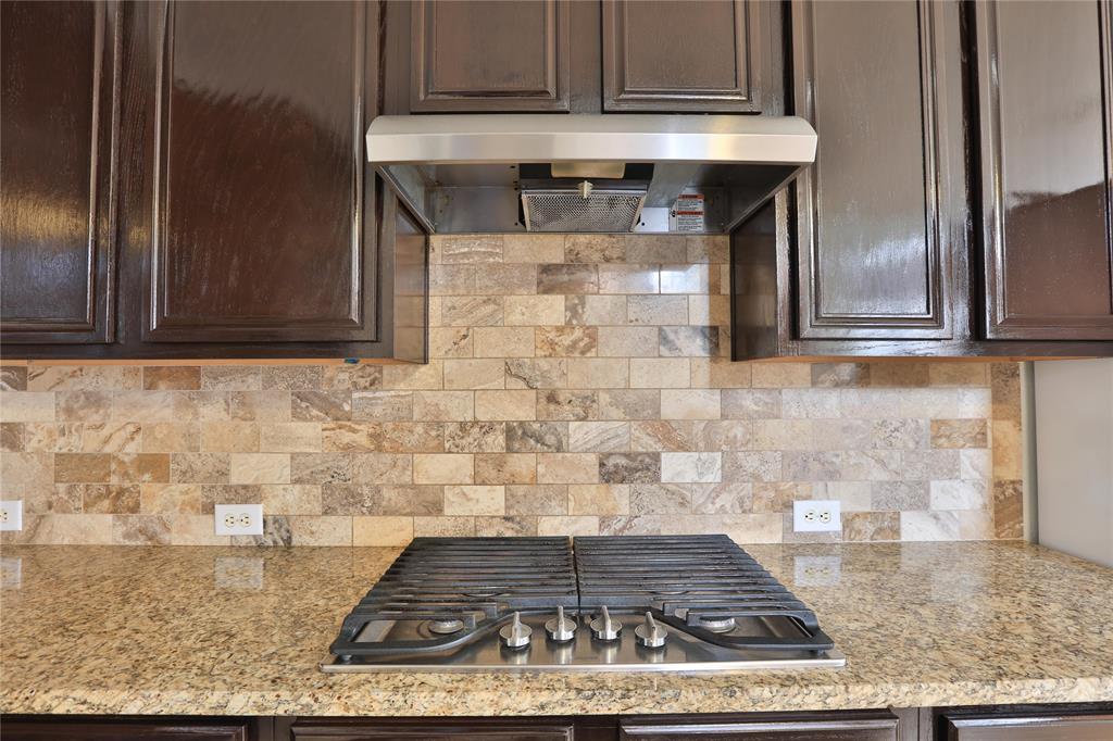 7416 Brookdale Drive Property Photo 4