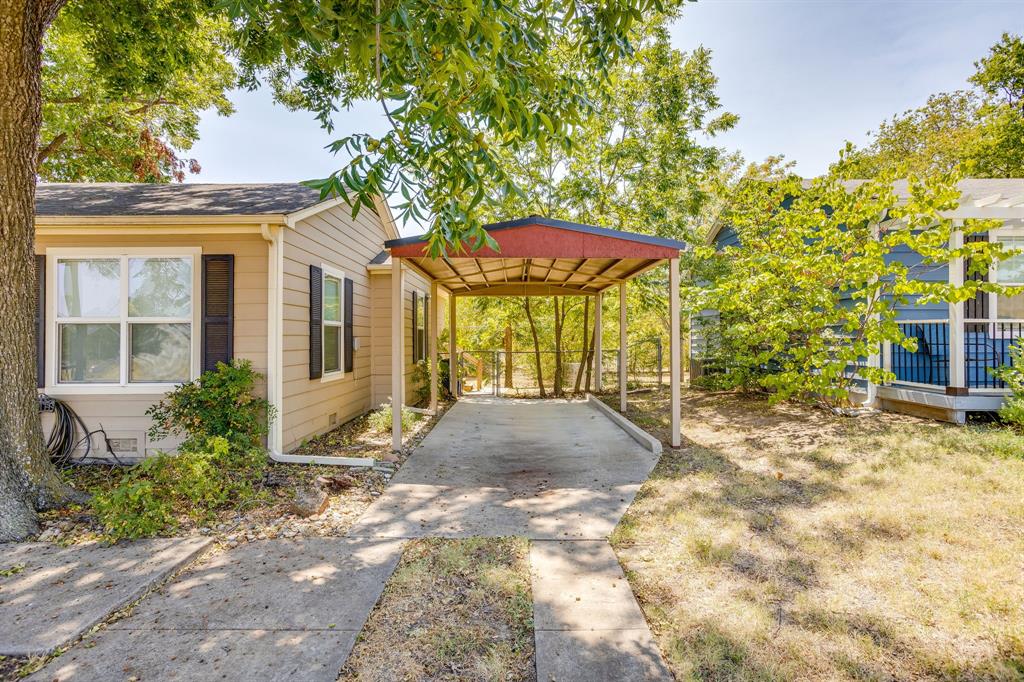 128 Tarrant Avenue Property Photo 4