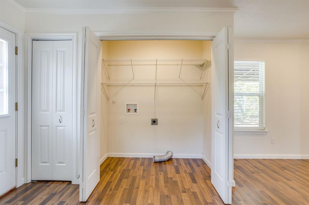 128 Tarrant Avenue Property Photo 15