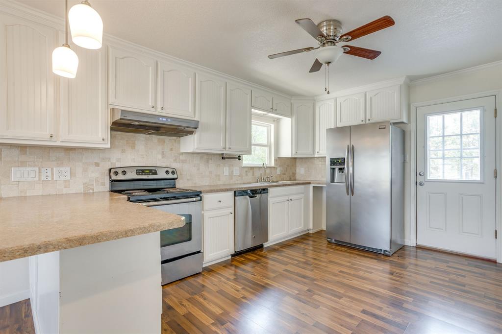 128 Tarrant Avenue Property Photo 16