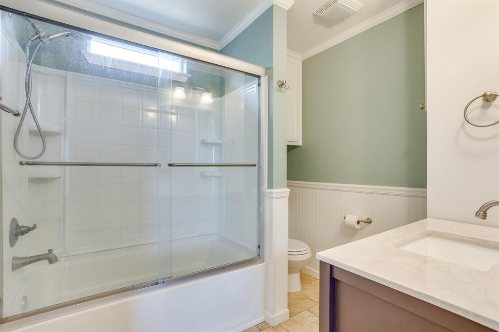128 Tarrant Avenue Property Photo 23