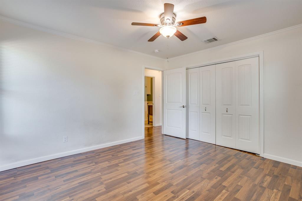 128 Tarrant Avenue Property Photo 27