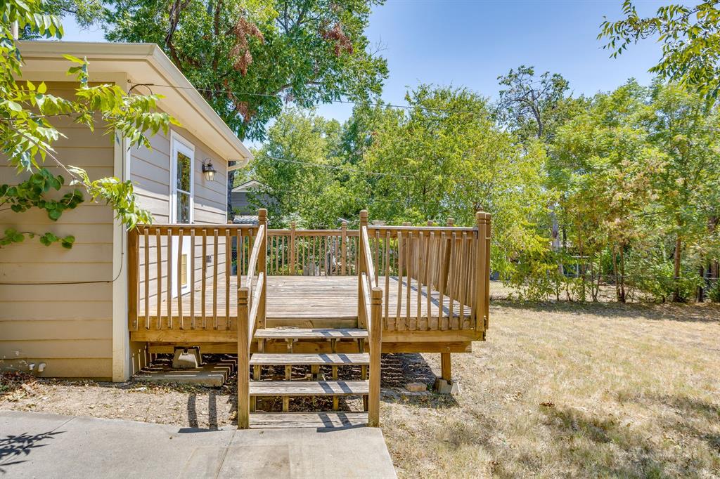 128 Tarrant Avenue Property Photo 39