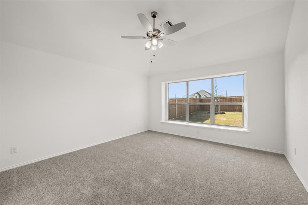 4553 Sweet Clover Lane Property Photo 4