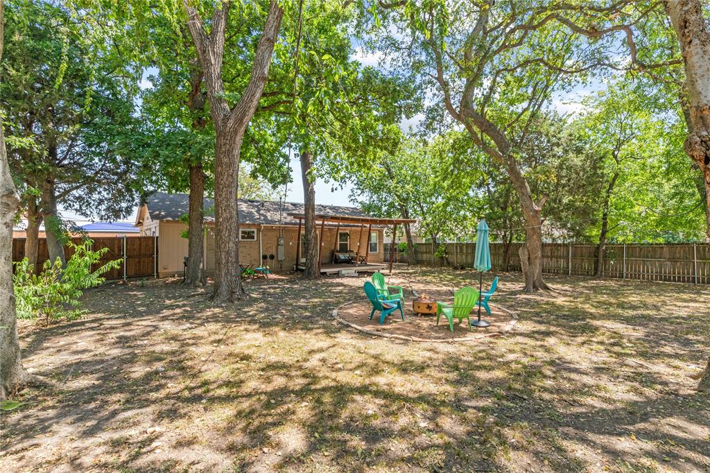649 Peavy Road Property Photo 22