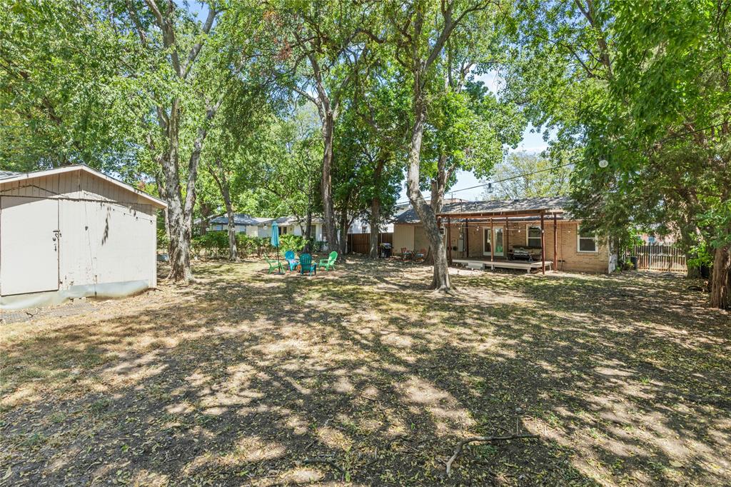 649 Peavy Road Property Photo 24