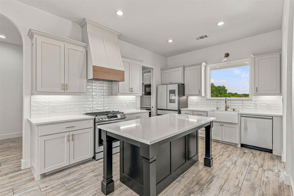 8140 Lavender Road Property Photo 10