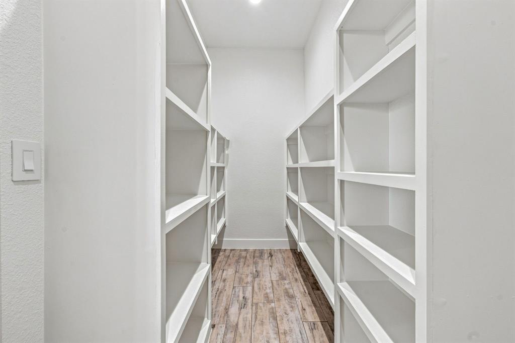 8140 Lavender Road Property Photo 14