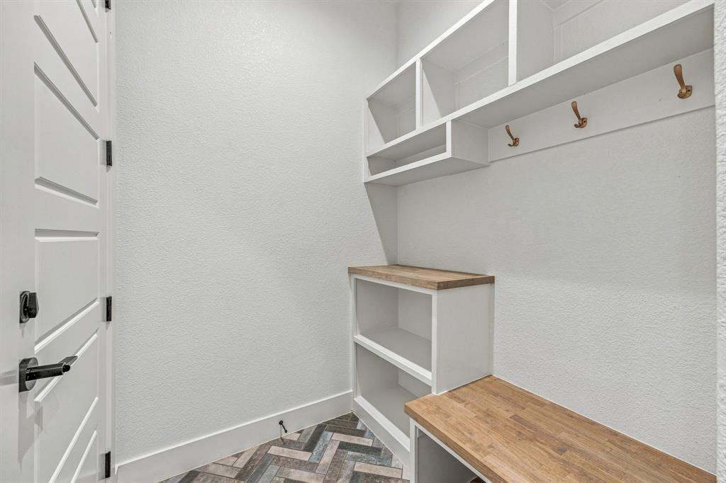 8140 Lavender Road Property Photo 17