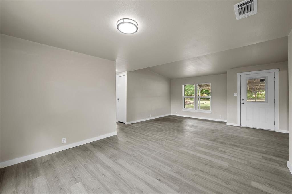 175 Fm 2114 Property Photo 9
