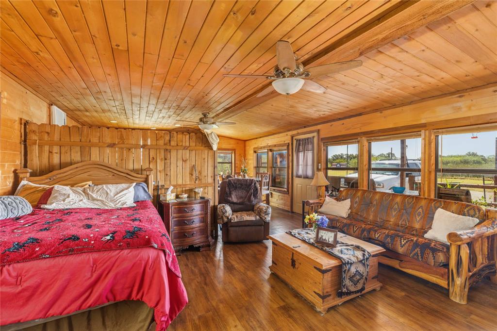 9486 Coppic Ranch Road Property Photo 9