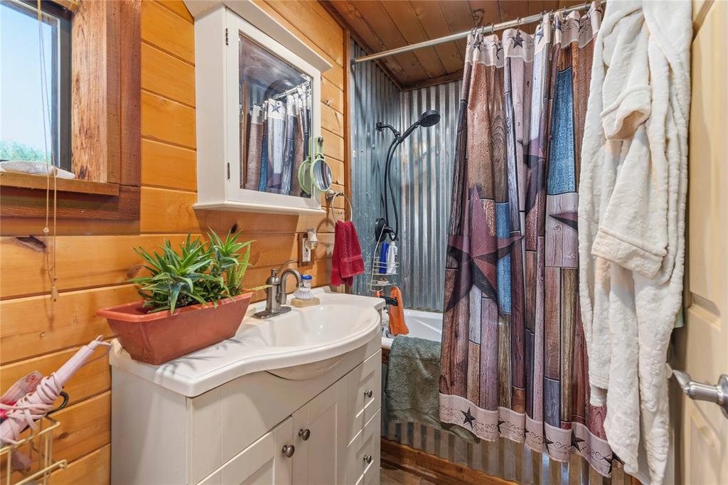 9486 Coppic Ranch Road Property Photo 10