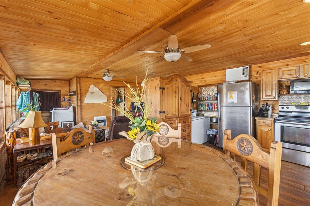 9486 Coppic Ranch Road Property Photo 15