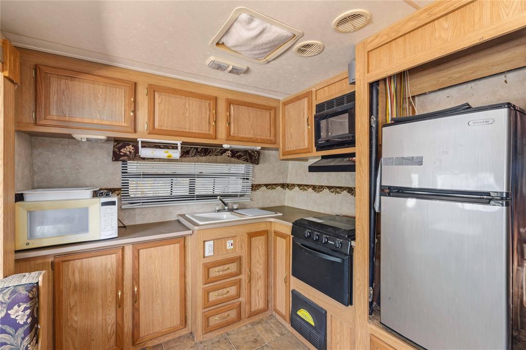 9486 Coppic Ranch Road Property Photo 18