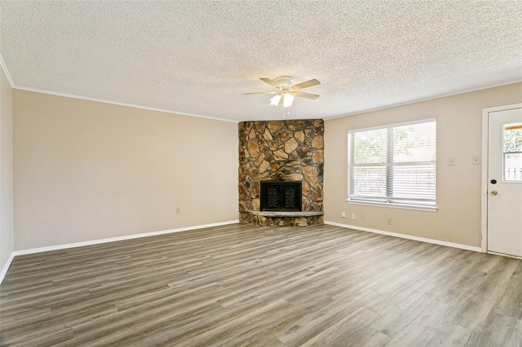3008 Highgate Lane Property Photo 11