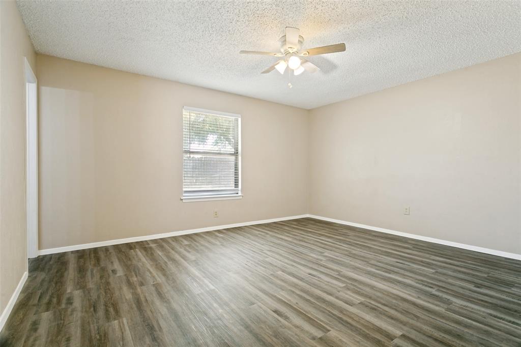 3008 Highgate Lane Property Photo 15