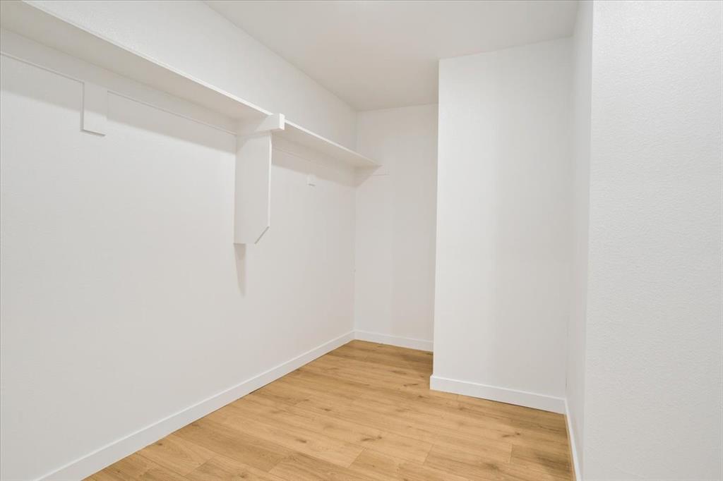 514 N Lee Avenue Property Photo 13