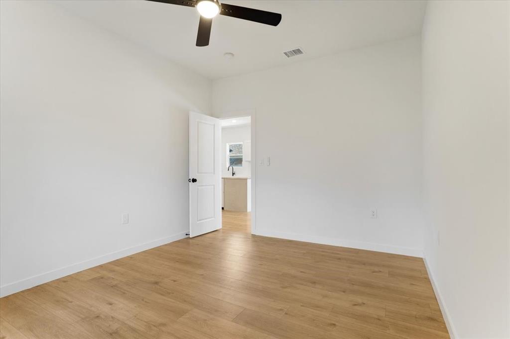 514 N Lee Avenue Property Photo 14