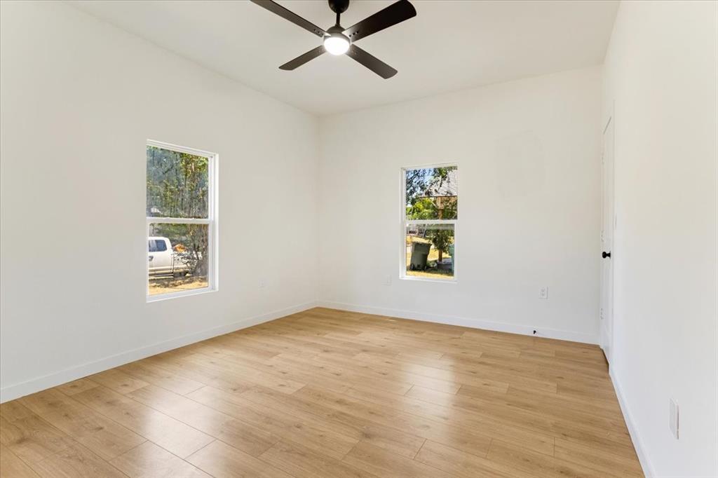 514 N Lee Avenue Property Photo 17