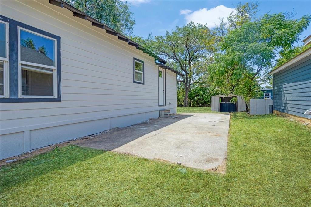 514 N Lee Avenue Property Photo 24