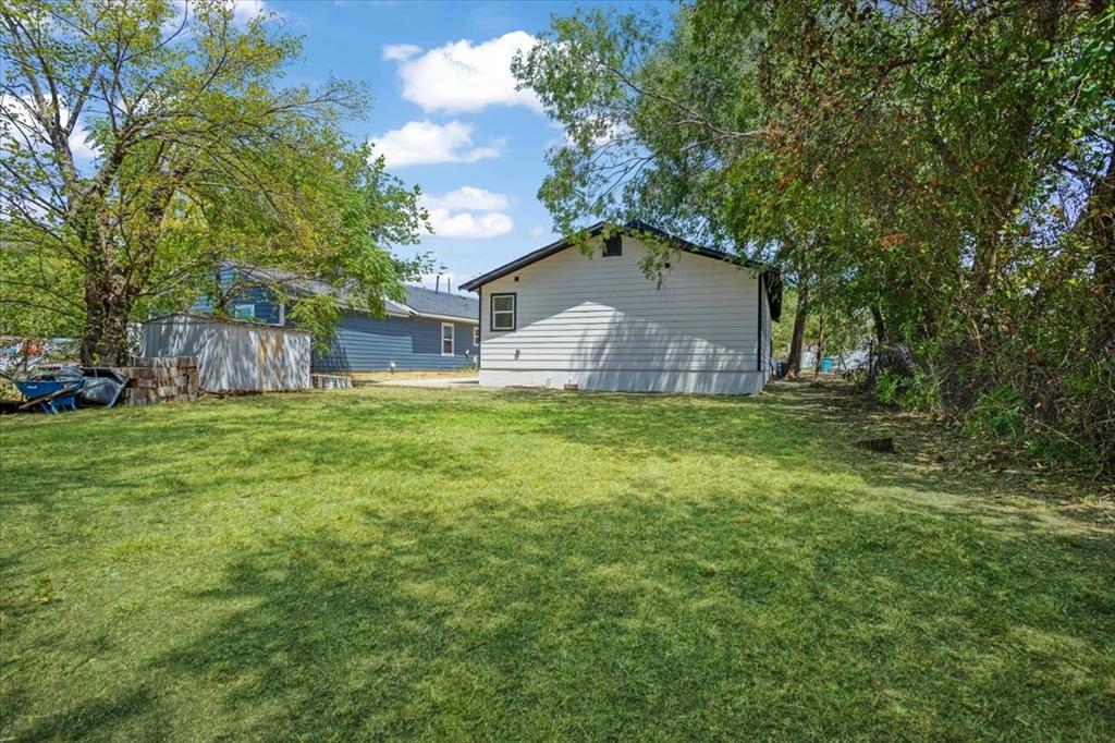 514 N Lee Avenue Property Photo 27