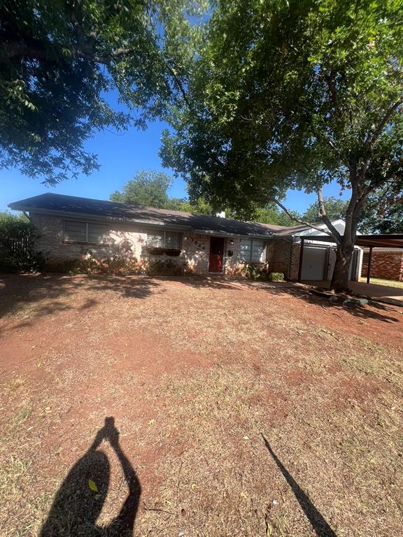 1526 Rosewood Drive Property Photo 1