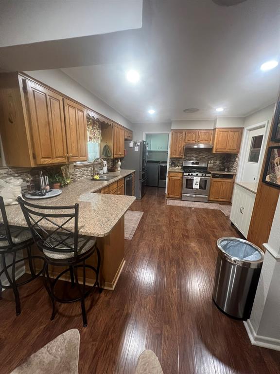 1526 Rosewood Drive Property Photo 3