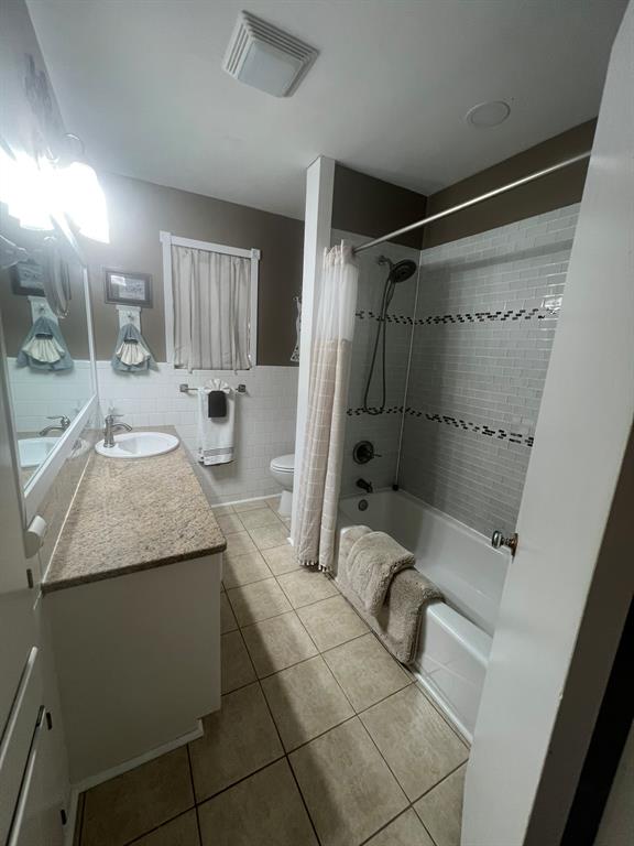 1526 Rosewood Drive Property Photo 12