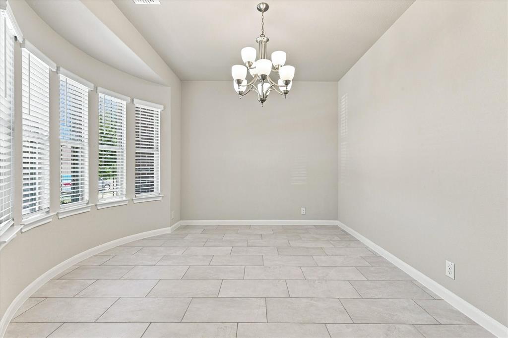 217 White Tail Lane Property Photo 4