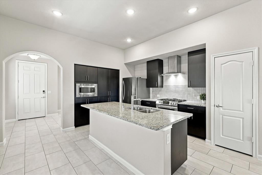 217 White Tail Lane Property Photo 8