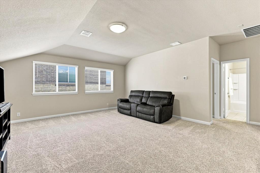 217 White Tail Lane Property Photo 24