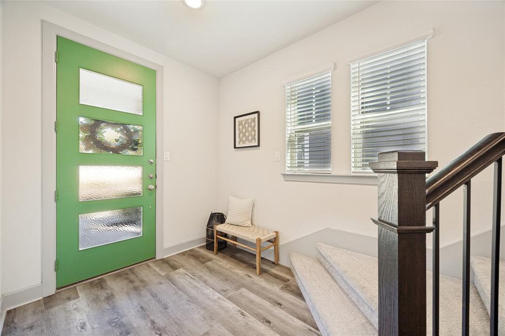 1520 Jackson Street Property Photo 3