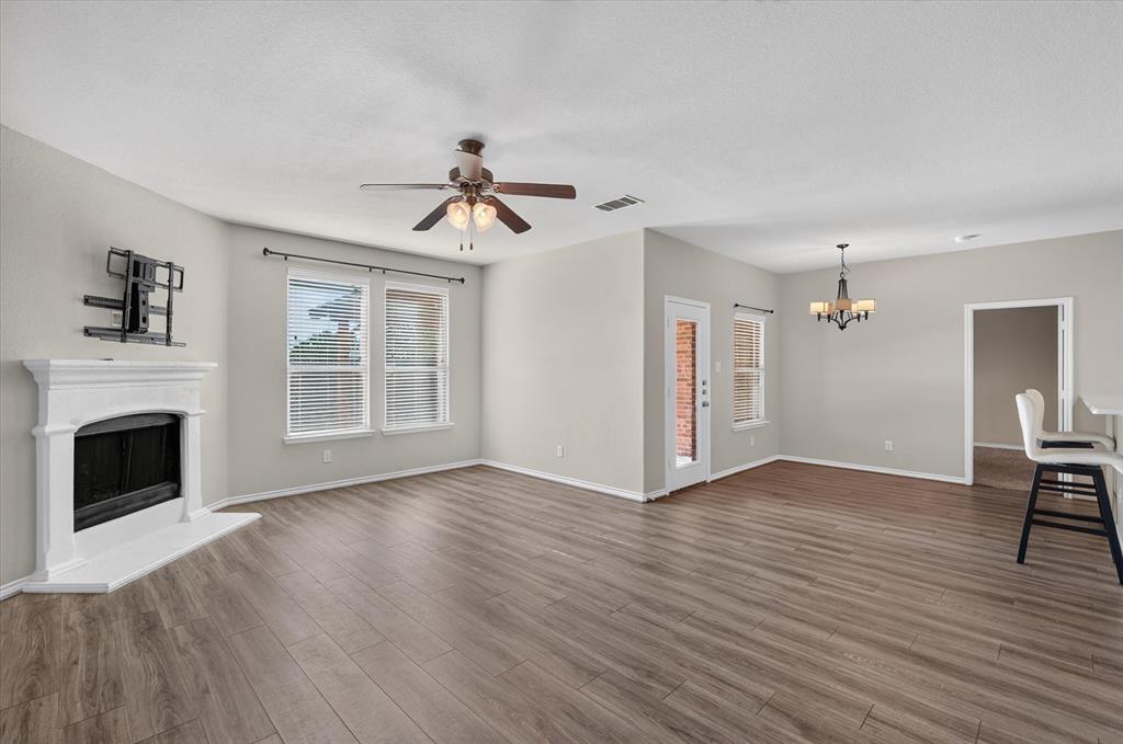 711 Lariat Lane Property Photo 10