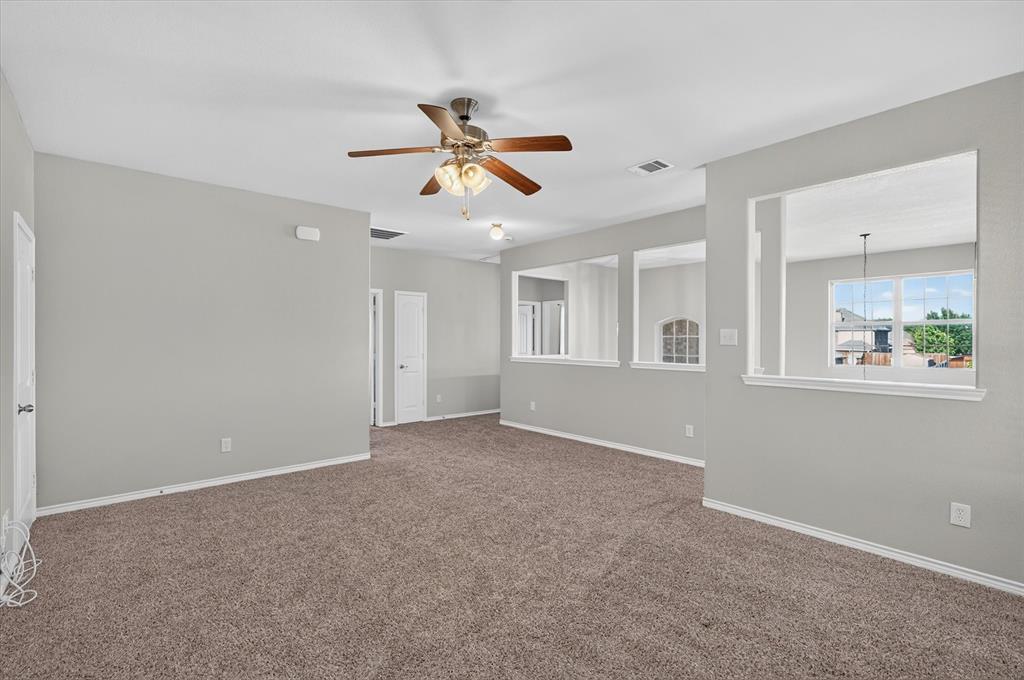 711 Lariat Lane Property Photo 23