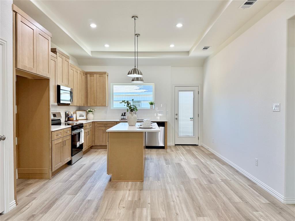 5555 Mercedes Circle Property Photo 10