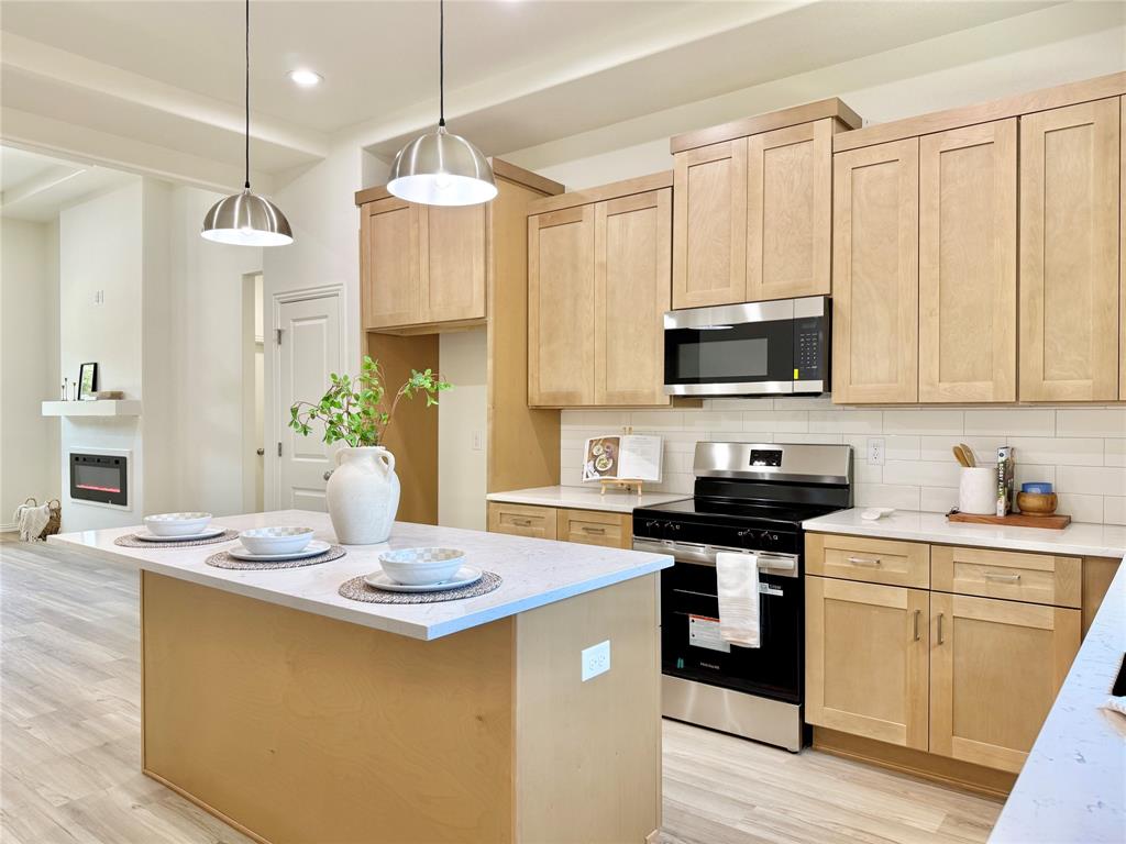 5555 Mercedes Circle Property Photo 11