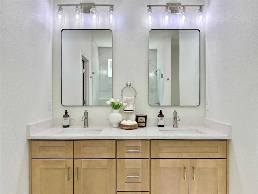 5555 Mercedes Circle Property Photo 17
